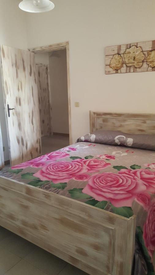 B&B Le Peonie Badesi Eksteriør billede